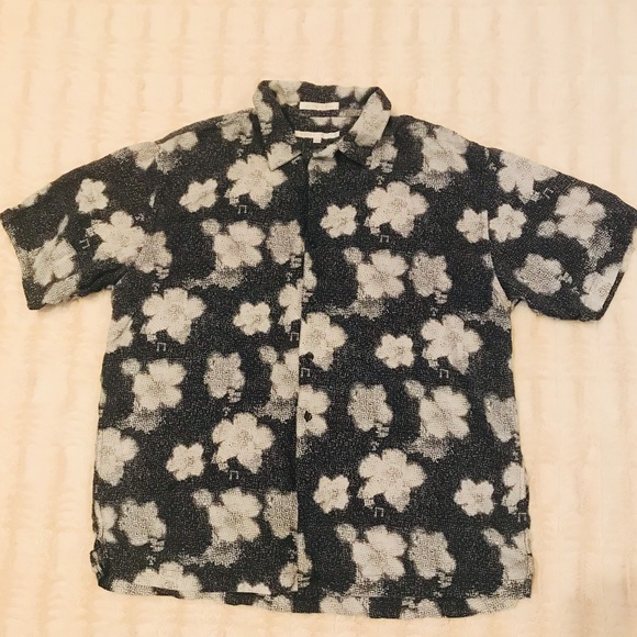 Perry Ellis Other - men’s floral short sleeve button down